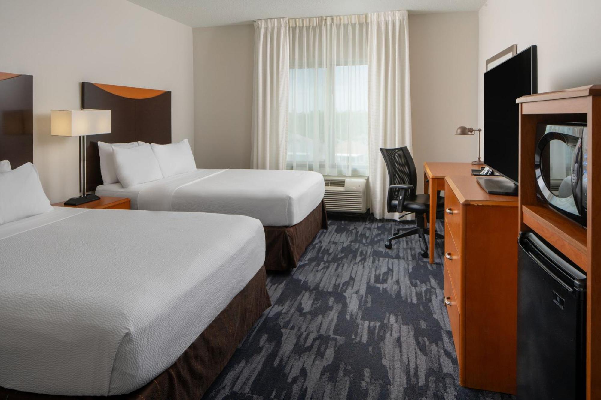 Fairfield Inn & Suites אורנג' ביץ' מראה חיצוני תמונה