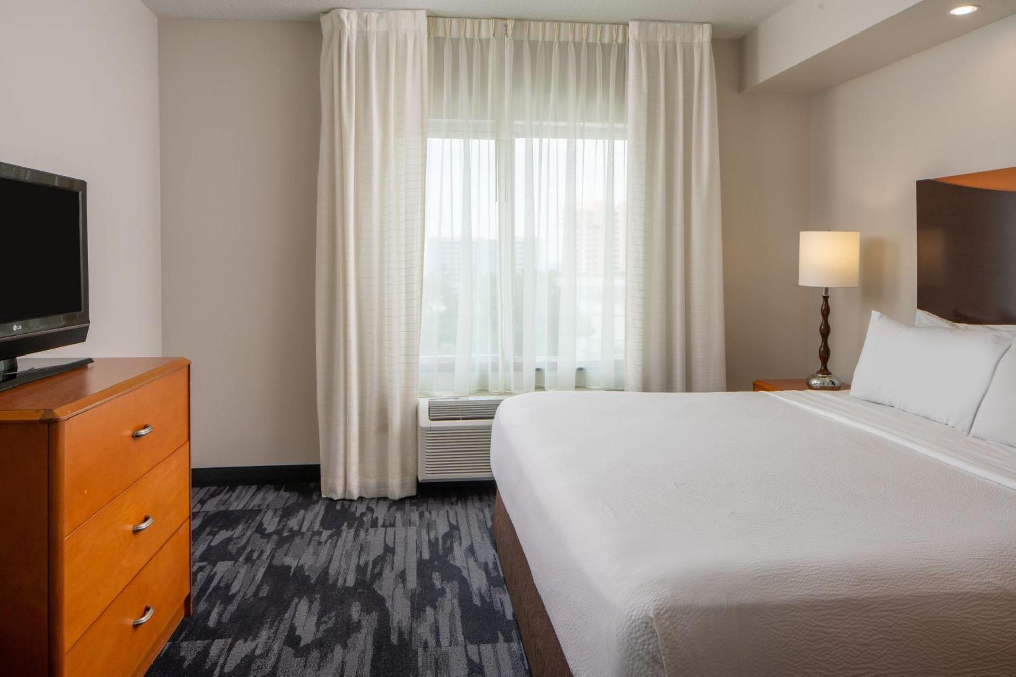 Fairfield Inn & Suites אורנג' ביץ' מראה חיצוני תמונה