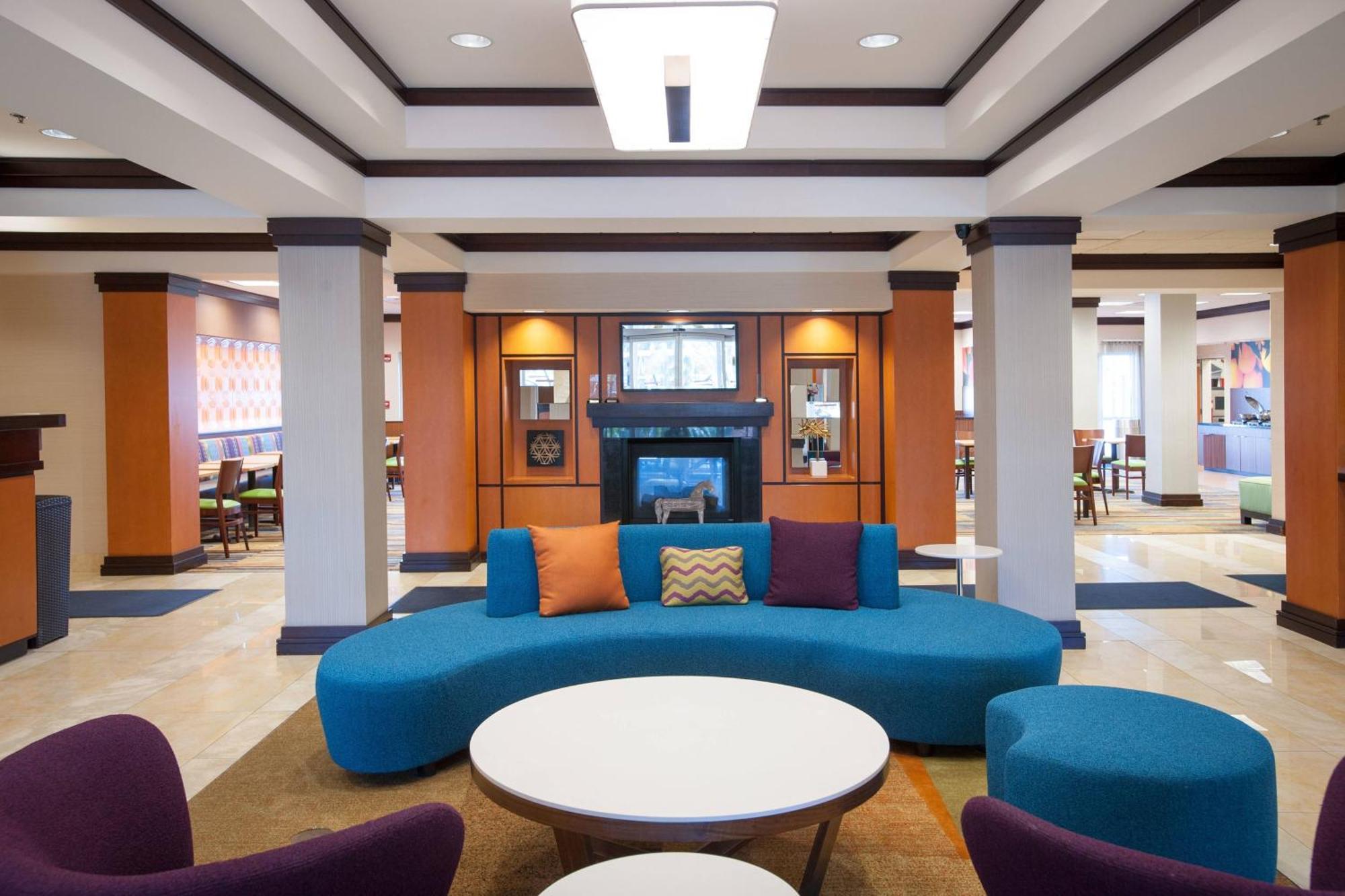 Fairfield Inn & Suites אורנג' ביץ' מראה חיצוני תמונה