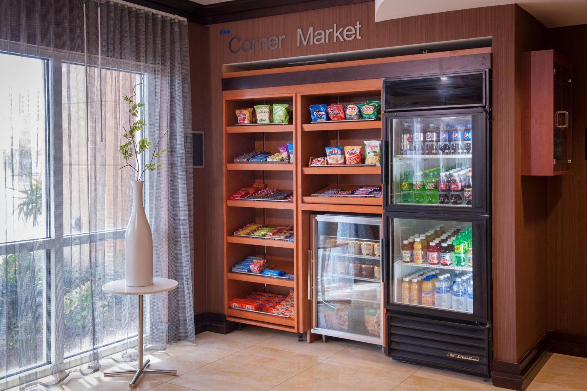 Fairfield Inn & Suites אורנג' ביץ' מראה חיצוני תמונה