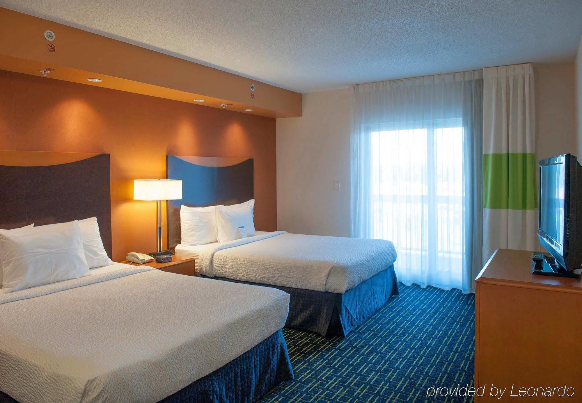 Fairfield Inn & Suites אורנג' ביץ' מראה חיצוני תמונה