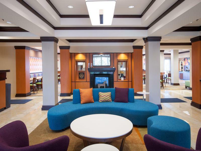 Fairfield Inn & Suites אורנג' ביץ' מראה חיצוני תמונה